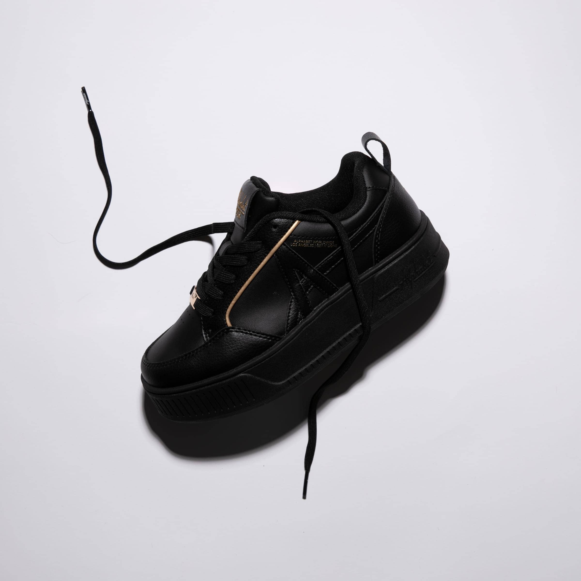 CLOUD WALK PLATFORM LOW 334 BLACK / GOLD — Front